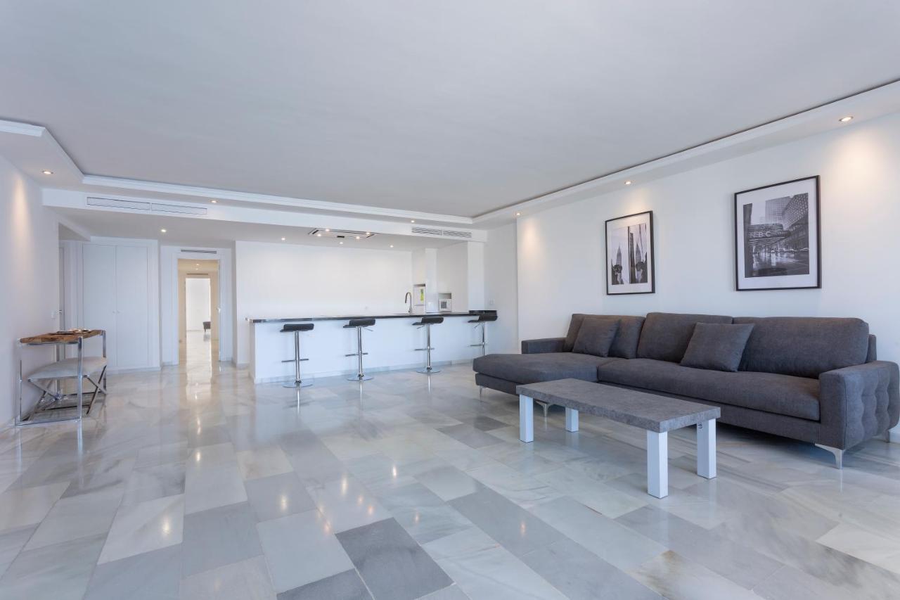 B51 Executive Flats Marbella Aparthotel Bagian luar foto